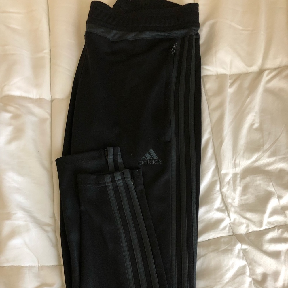 Adidas sweatpants